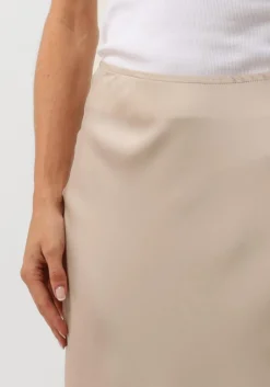 DAMES RESORT FINEST midirok frivo