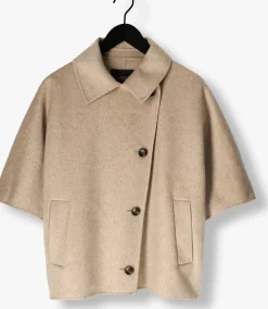 DAMES STUDIO AR mantel avy