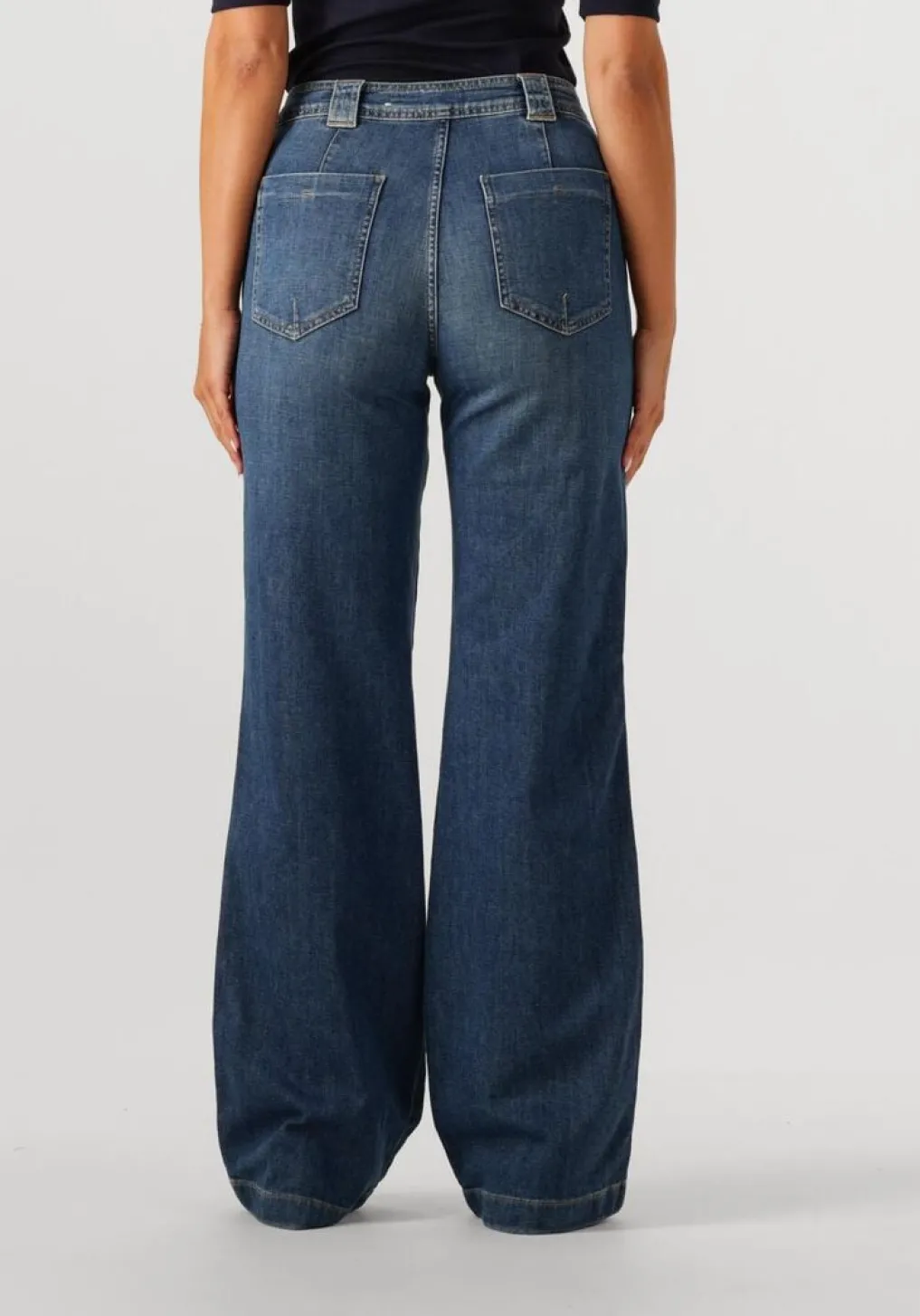 DAMES CLOSED e flared jeans aria