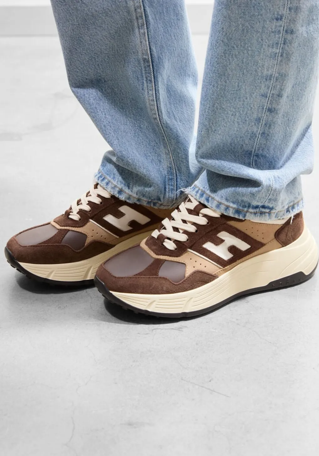 DAMES HOGAN e lage sneakers h669 allacciato h