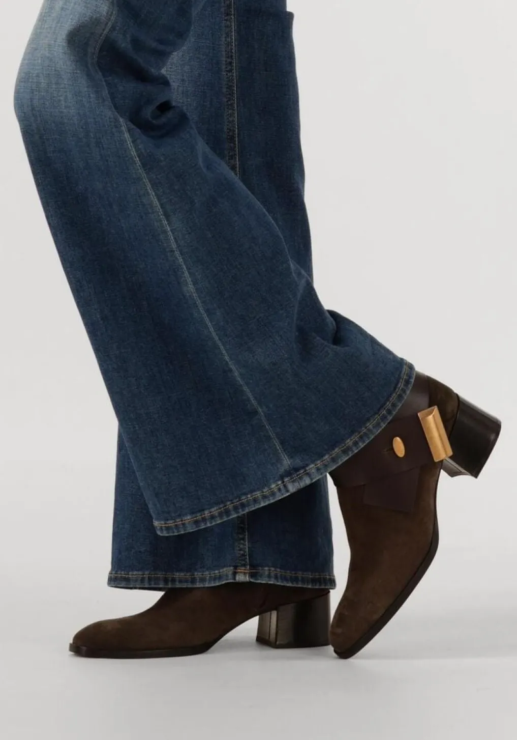 DAMES ROBERTO FESTA e enkellaarsjes kiva