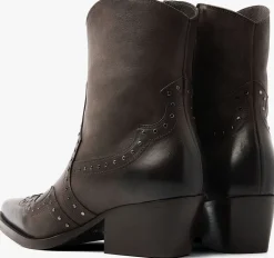 DAMES VIA VAI e enkellaarsjes do felix