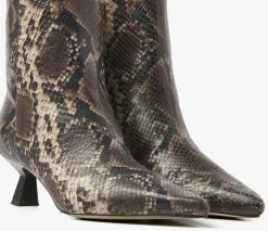 DAMES VIA VAI e enkellaarsjes suzy franky