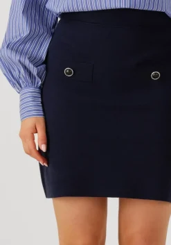 DAMES JANICE e minirok rodger