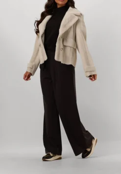 DAMES BEAUMONT jack abby