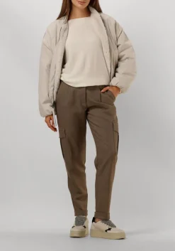 DAMES BEAUMONT jack max