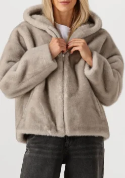 DAMES STUDIO AR lichtgrijze faux fur jas ruby