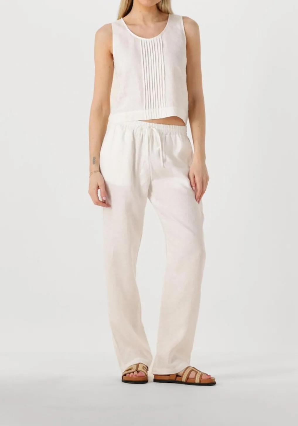 DAMES RESORT FINEST te top crop top linen