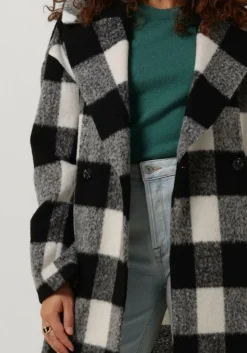 DAMES BEAUMONT e mantel pixie