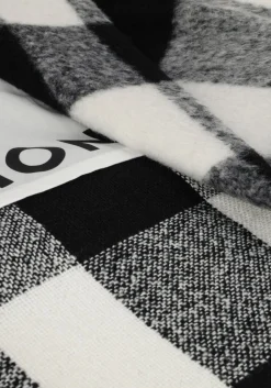 DAMES BEAUMONT e mantel pixie