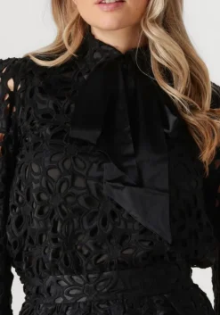 DAMES DEA KUDIBAL e blouses kikka