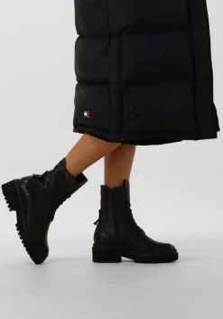 DAMES NUBIKK e veterboots fae bobbi