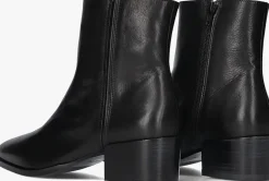 DAMES VIA VAI e enkellaarsjes rose baker